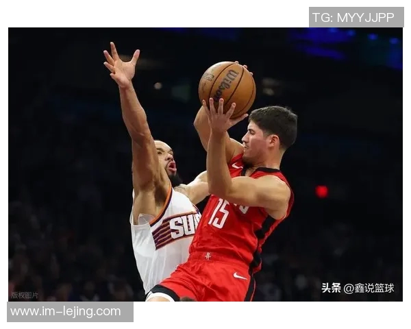 奥特调侃狄龙得分表现出色却未能抢下篮板引发热议 奥特调侃狄龙得分表现出色却未能抢下篮板引发热议