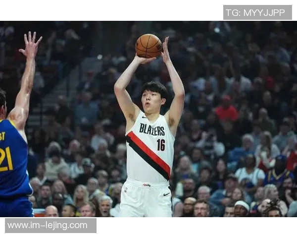 杨瀚森在G联盟比赛中表现出色节奏掌控力强未显疲态