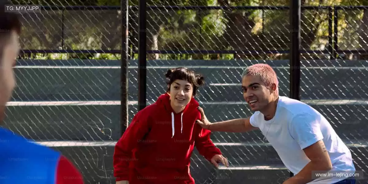 🌟限量周边，让热爱触手可及！🎭